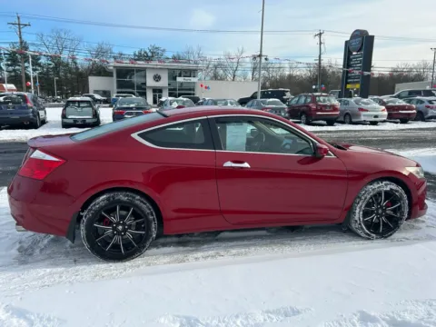 More photos of 2010 Honda Accord EX-L at Smart Buy Auto Sales, CT