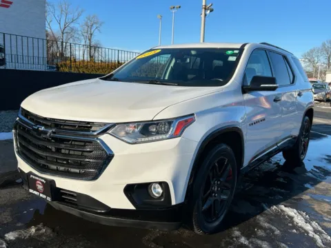 White 2018 Chevrolet Traverse Premier for sale in Meriden, CT