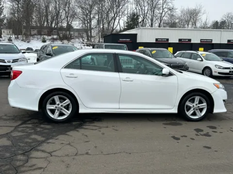More photos of 2013 Toyota Camry SE at Smart Buy Auto Sales, CT