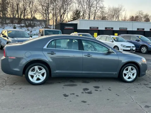 More photos of 2009 Chevrolet Malibu LS at Smart Buy Auto Sales, CT