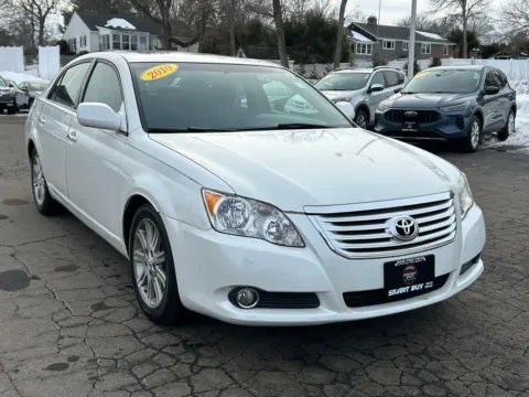 More photos of 2010 Toyota Avalon Limited at Smart Buy Auto Sales, CT