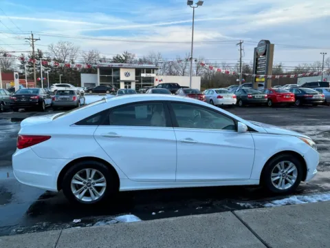 More photos of 2013 Hyundai Sonata GLS at Smart Buy Auto Sales, CT