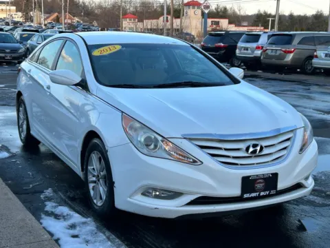 More photos of 2013 Hyundai Sonata GLS at Smart Buy Auto Sales, CT