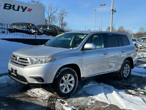 Photos of 2012 Toyota Highlander for sale in Meriden, CT at Smart Buy Auto Sales