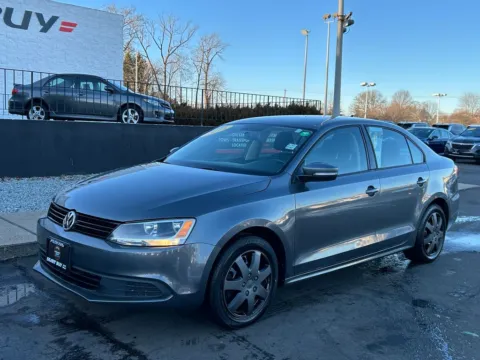 Photos of 2014 Volkswagen Jetta 1.8T SE for sale in Meriden, CT at Smart Buy Auto Sales
