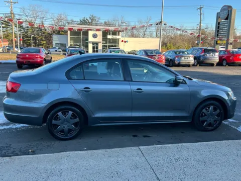 More photos of 2014 Volkswagen Jetta 1.8T SE at Smart Buy Auto Sales, CT