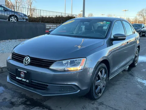 Gray 2014 Volkswagen Jetta 1.8T SE for sale in Meriden, CT