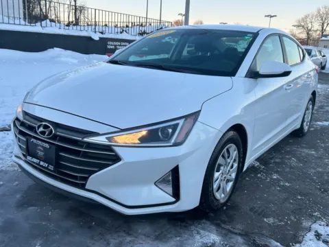 White 2020 Hyundai Elantra SE for sale in Meriden, CT