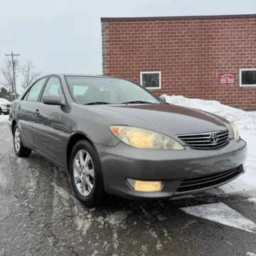 More photos of 2005 Toyota Camry at Smart Buy Auto Sales, CT