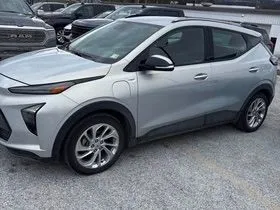 Silver 2022 Chevrolet Bolt EUV LT for sale in Meriden, CT