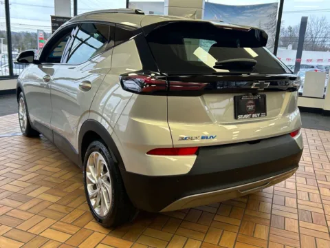 Another view of 2022 Chevrolet Bolt EUV LT for sale in Meriden, CT at Smart Buy Auto Sales