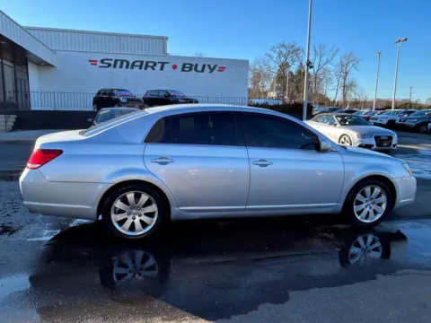More photos of 2006 Toyota Avalon at Smart Buy Auto Sales, CT