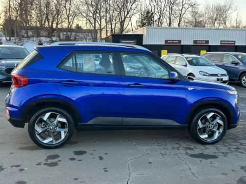 More photos of 2023 Hyundai Venue SEL at Smart Buy Auto Sales, CT