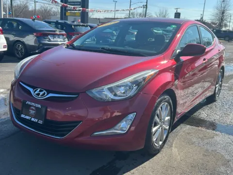 Red 2015 Hyundai Elantra SE for sale in Meriden, CT