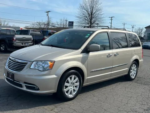 Photos of 2015 Chrysler Town & Country Touring for sale in Meriden, CT at Smart Buy Auto Sales