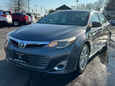 Gray 2014 Toyota Avalon XLE for sale in Meriden, CT