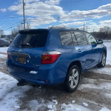 Photos of 2008 Toyota Highlander Sport for sale in Meriden, CT at Smart Buy Auto Sales