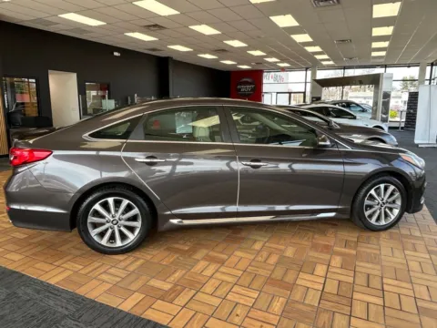 More photos of 2017 Hyundai Sonata Limited at Smart Buy Auto Sales, CT