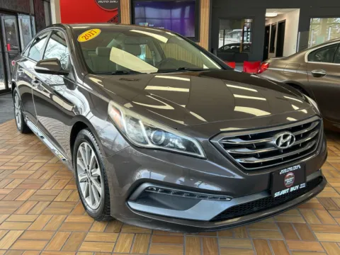 More photos of 2017 Hyundai Sonata Limited at Smart Buy Auto Sales, CT