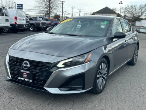 Gray 2024 Nissan Altima 2.5 SV for sale in Meriden, CT