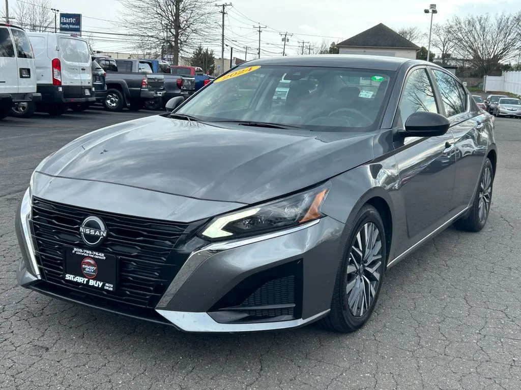 Gray 2024 Nissan Altima 2.5 SV for sale in Meriden, CT