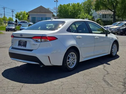 More photos of 2020 Toyota Corolla Hybrid LE at Smart Buy Auto Sales, CT