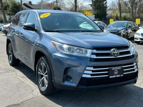 More photos of 2018 Toyota Highlander LE at Smart Buy Auto Sales, CT