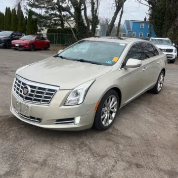 Silver 2014 Cadillac XTS Luxury for sale in Meriden, CT