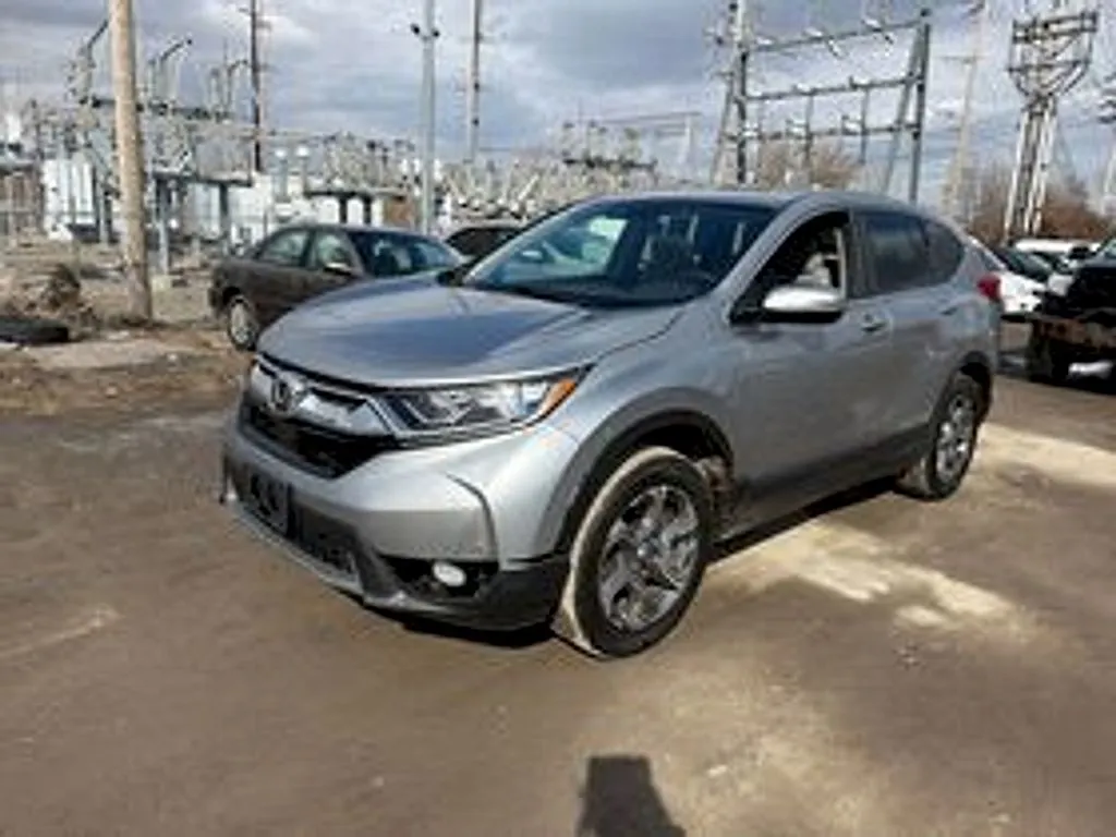 Silver 2018 Honda CR-V EX for sale in Meriden, CT