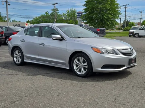 More photos of 2013 Acura ILX 2.0L at Smart Buy Auto Sales, CT