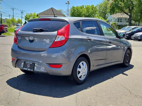 More photos of 2016 Hyundai Accent SE at Smart Buy Auto Sales, CT