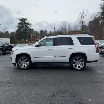 More photos of 2018 Cadillac Escalade Luxury at Smart Buy Auto Sales, CT