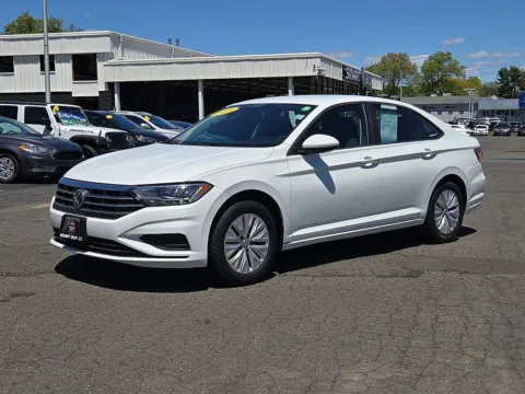 White 2019 Volkswagen Jetta 1.4T S for sale in Meriden, CT