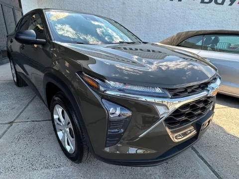 More photos of 2024 Chevrolet Trax LS at Smart Buy Auto Sales, CT