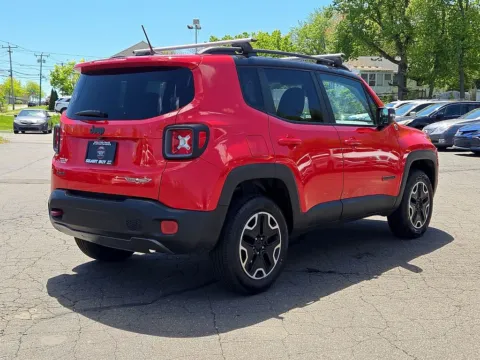 More photos of 2017 Jeep Renegade Trailhawk at Smart Buy Auto Sales, CT