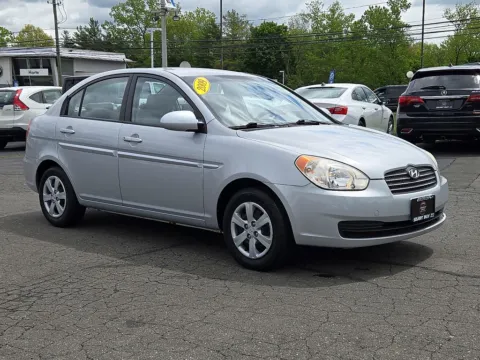 More photos of 2009 Hyundai Accent GLS at Smart Buy Auto Sales, CT