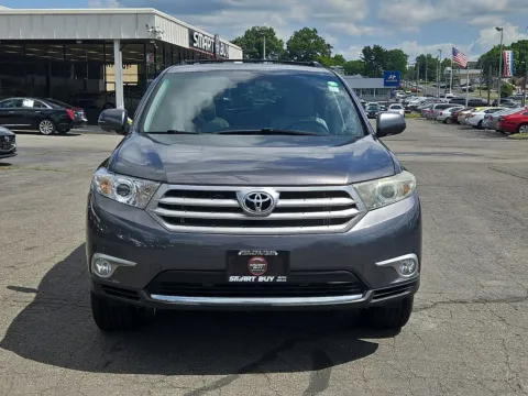 Another view of 2012 Toyota Highlander Limited for sale in Meriden, CT at Smart Buy Auto Sales