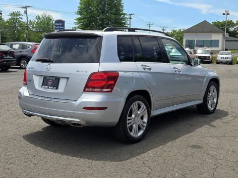 More photos of 2013 Mercedes-Benz GLK 350 at Smart Buy Auto Sales, CT