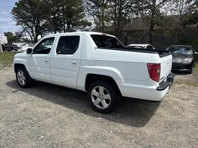 More photos of 2010 Honda Ridgeline RTL at Smart Buy Auto Sales, CT