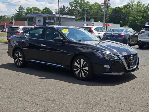More photos of 2019 Nissan Altima 2.5 SL at Smart Buy Auto Sales, CT