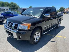 Gray 2005 Nissan Titan SE for sale in Meriden, CT