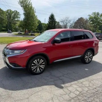 Photos of 2019 Mitsubishi Outlander ES for sale in Meriden, CT at Smart Buy Auto Sales