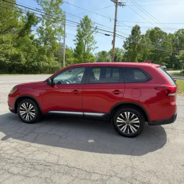 More photos of 2019 Mitsubishi Outlander ES at Smart Buy Auto Sales, CT