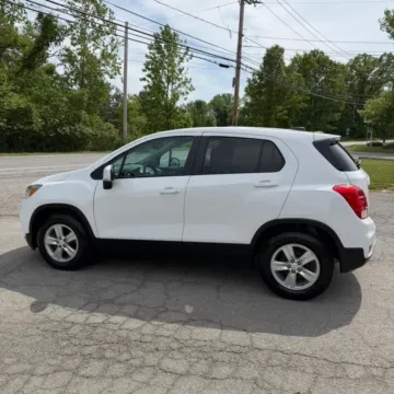 More photos of 2021 Chevrolet Trax LS at Smart Buy Auto Sales, CT