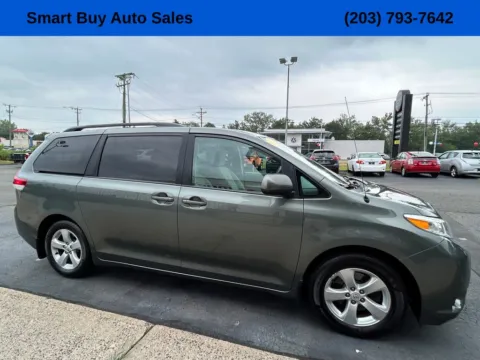 More photos of 2014 Toyota Sienna LE at Smart Buy Auto Sales, CT