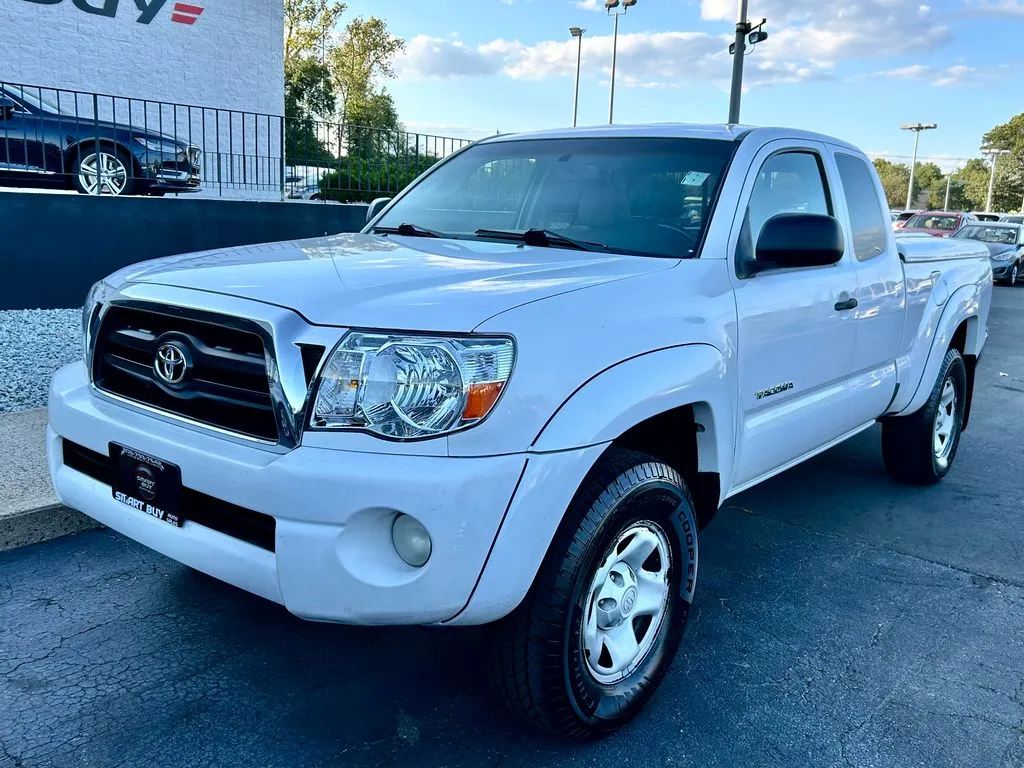 White 2007 Toyota Tacoma for sale in Meriden, CT