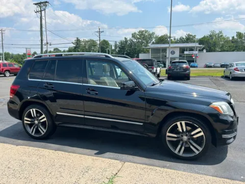 More photos of 2014 Mercedes-Benz GLK 350 at Smart Buy Auto Sales, CT