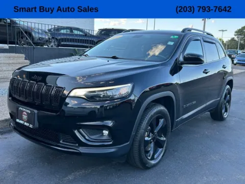 Black 2019 Jeep Cherokee Altitude for sale in Meriden, CT