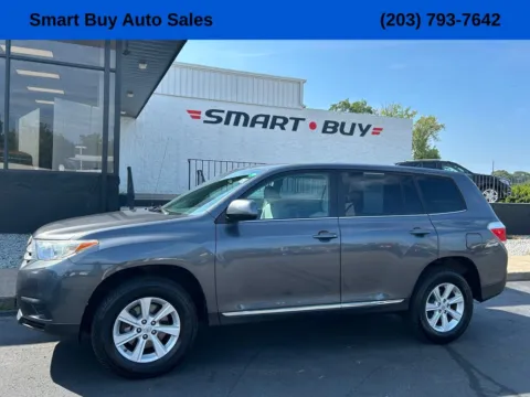 Photos of 2012 Toyota Highlander for sale in Meriden, CT at Smart Buy Auto Sales