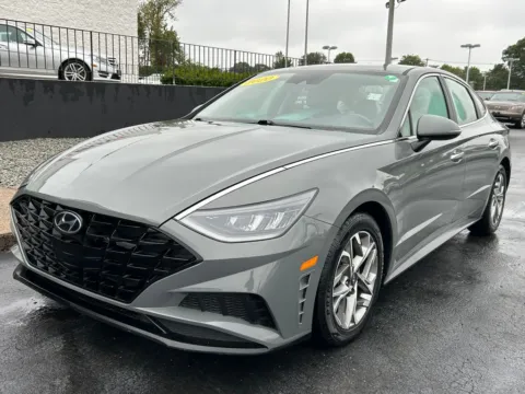 Gray 2020 Hyundai Sonata SEL for sale in Meriden, CT